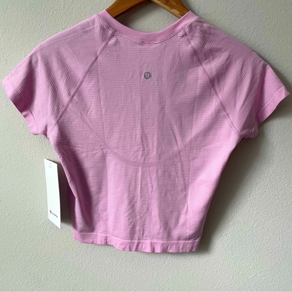 NWT Lululemon Swiftly Tech Cropped Short-Sleeve Vitapink Size 8 - Picture 2 of 6